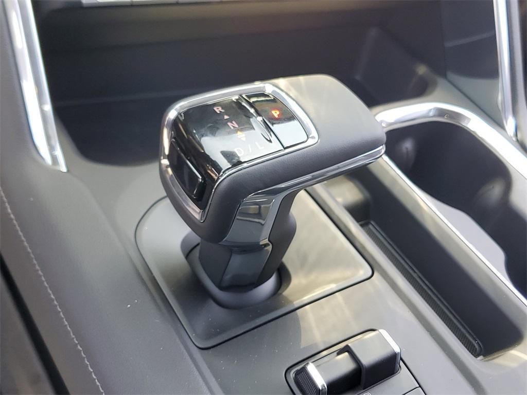 new 2025 GMC Sierra 1500 car, priced at $66,095