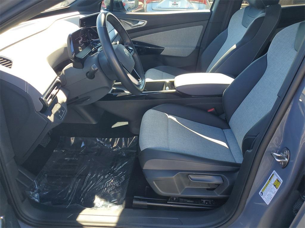 used 2023 Volkswagen ID.4 car, priced at $17,991