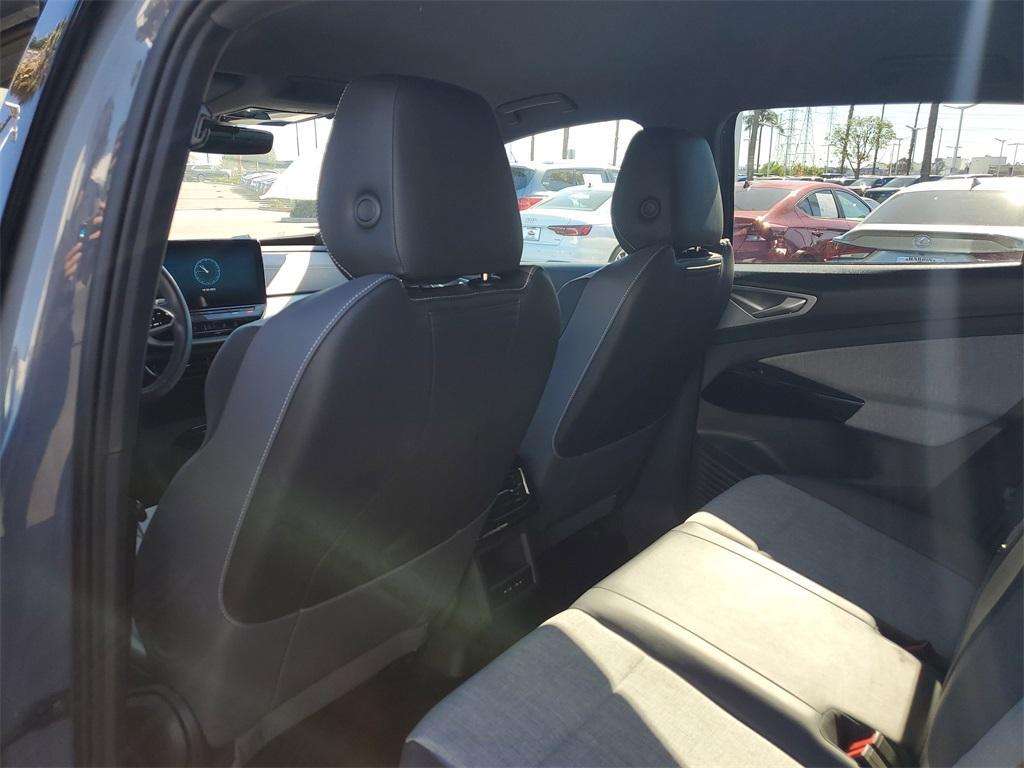 used 2023 Volkswagen ID.4 car, priced at $17,991