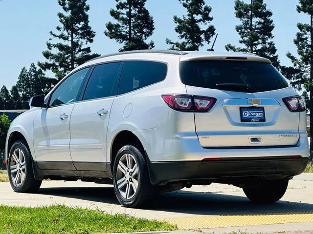 used 2015 Chevrolet Traverse car, priced at $2,500