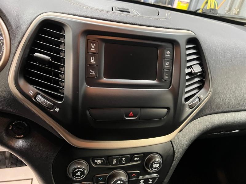 used 2018 Jeep Cherokee car, priced at $14,995