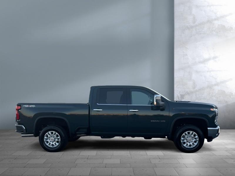 new 2025 Chevrolet Silverado 3500 car, priced at $77,894