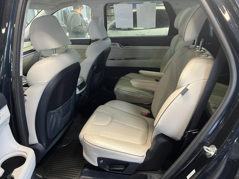 used 2024 Hyundai Palisade car, priced at $44,995