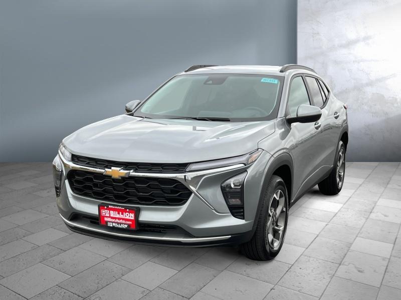 new 2025 Chevrolet Trax car, priced at $25,634