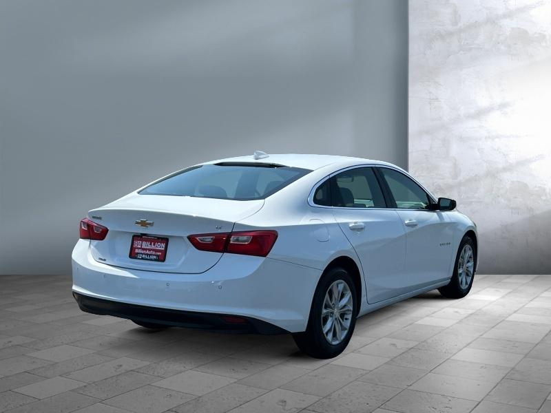 new 2024 Chevrolet Malibu car, priced at $27,344