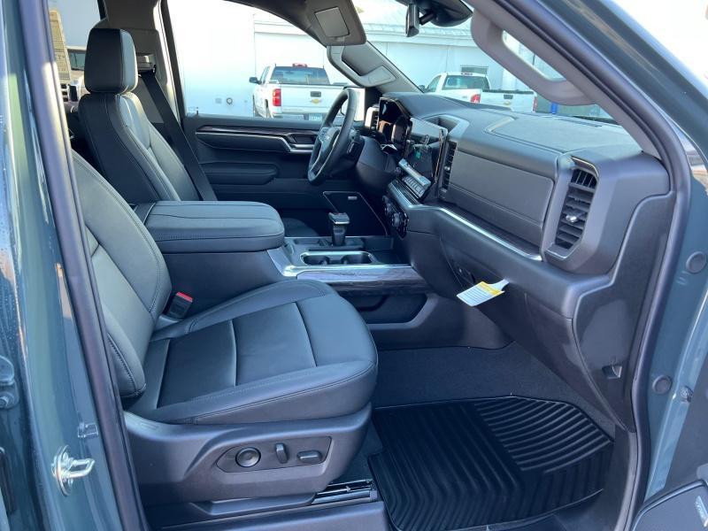 new 2025 Chevrolet Silverado 1500 car, priced at $61,768