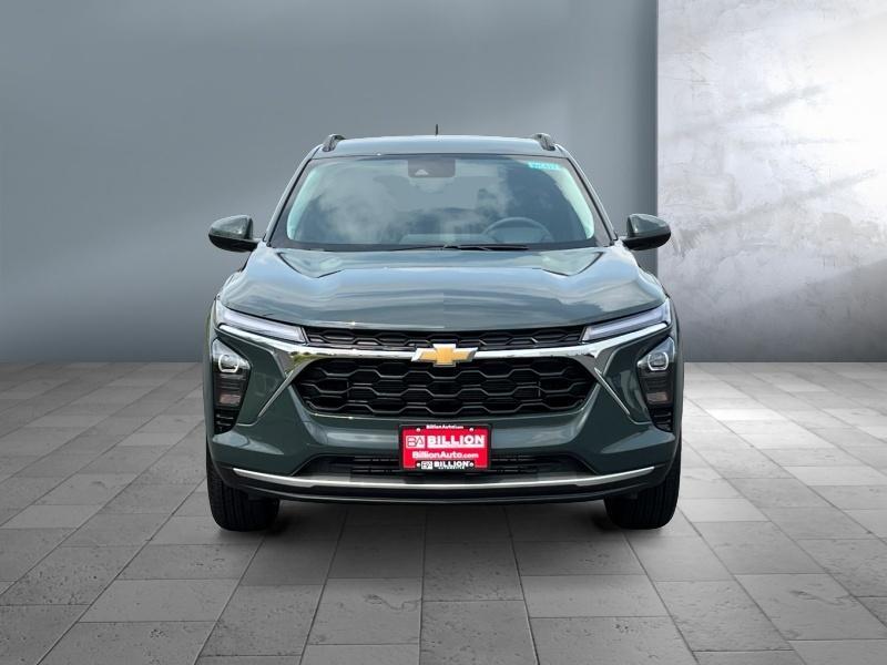 new 2025 Chevrolet Trax car, priced at $23,994