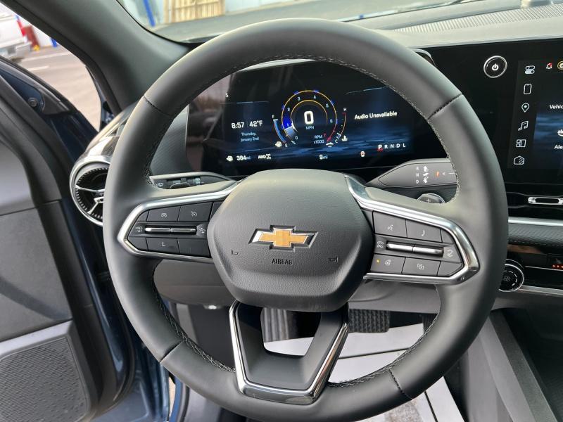 new 2025 Chevrolet Equinox car, priced at $32,994