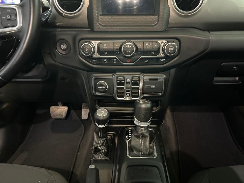 used 2021 Jeep Wrangler Unlimited car, priced at $33,995