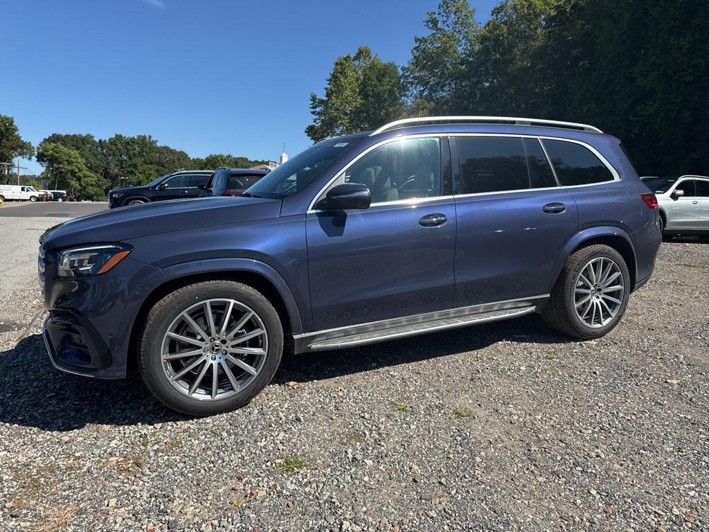 new 2026 Mercedes-Benz GLS 580 car, priced at $121,250