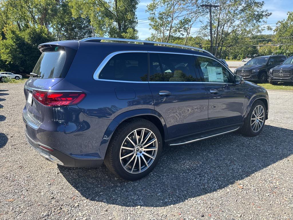 new 2026 Mercedes-Benz GLS 580 car, priced at $121,250
