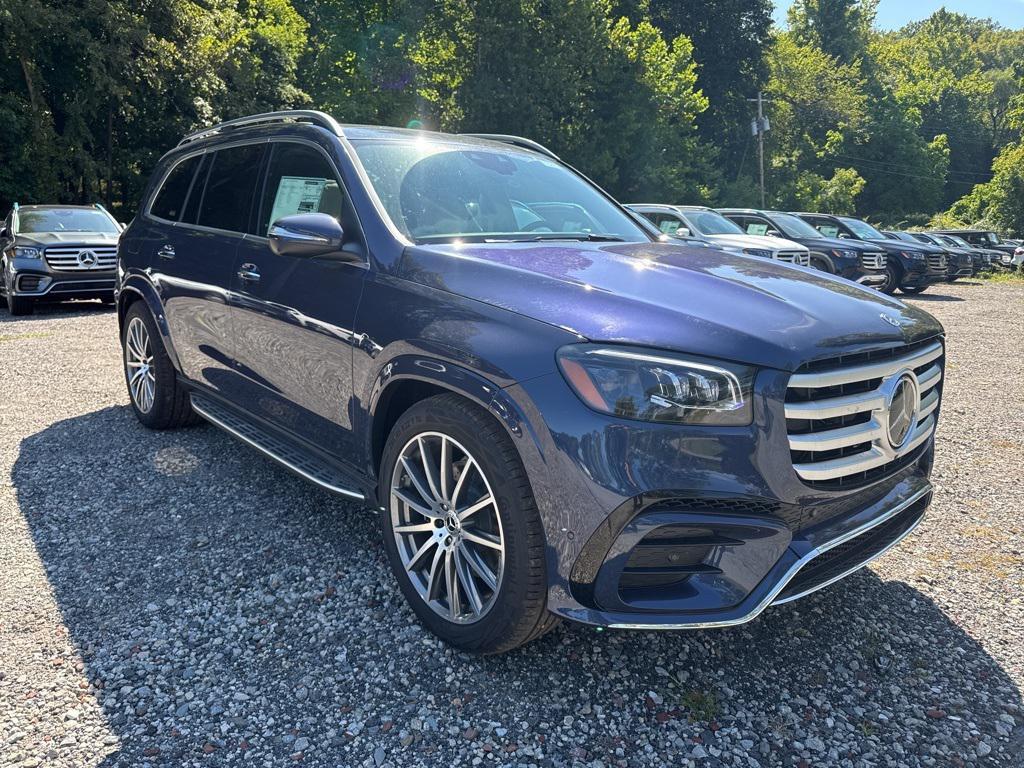 new 2026 Mercedes-Benz GLS 580 car, priced at $121,250
