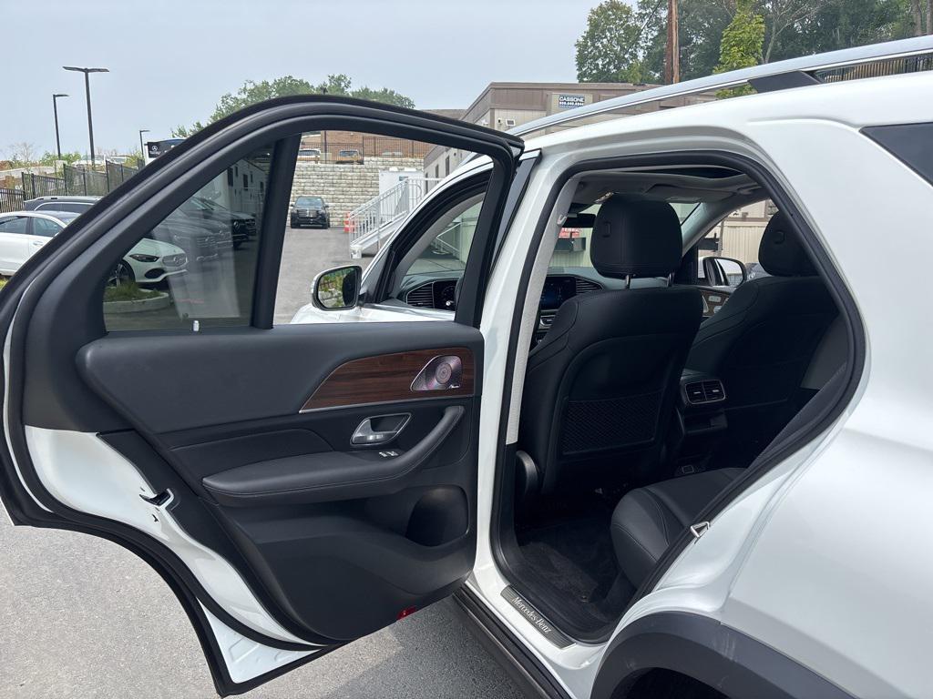 used 2025 Mercedes-Benz GLE 350 car, priced at $64,999