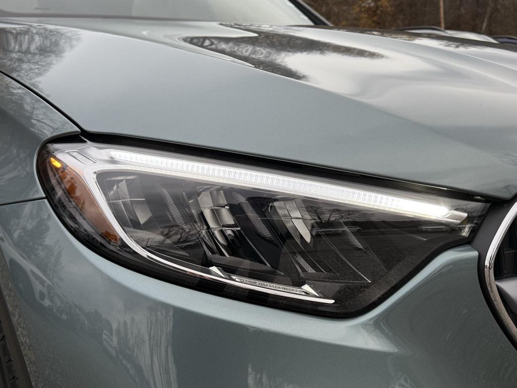 new 2026 Mercedes-Benz GLC 300 car, priced at $55,690