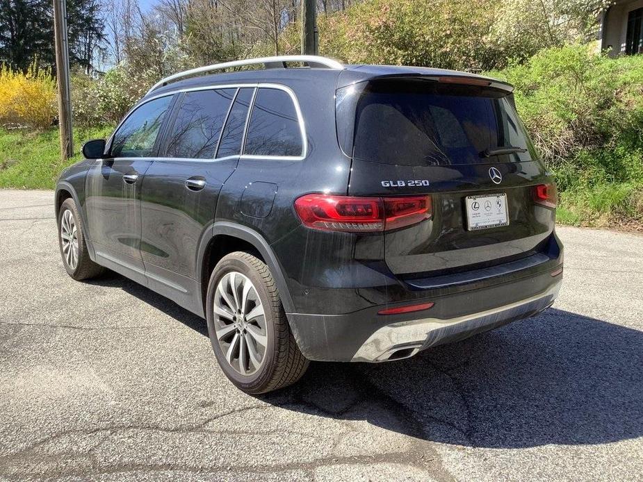 new 2023 Mercedes-Benz GLB 250 car, priced at $52,280