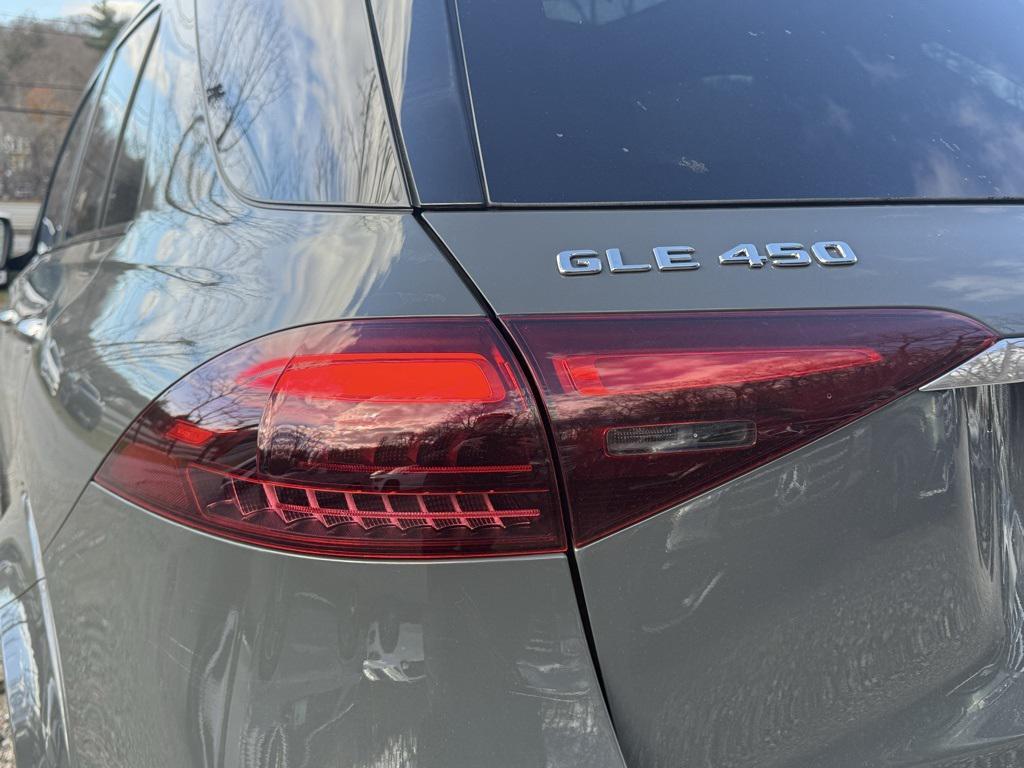 new 2026 Mercedes-Benz GLE 450 car, priced at $79,100