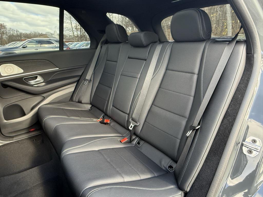 new 2026 Mercedes-Benz GLE 450 car, priced at $79,100