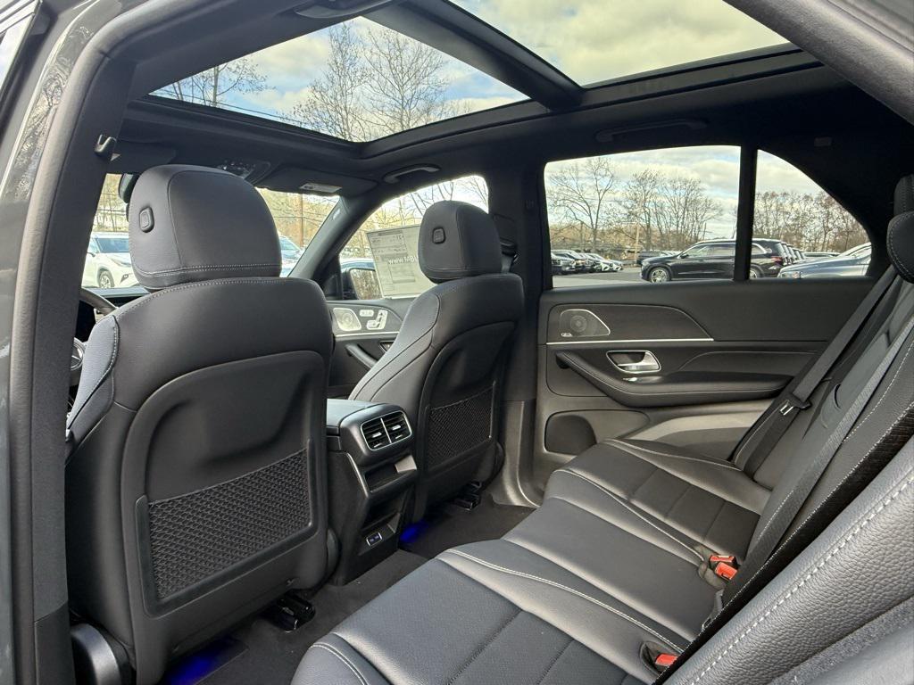 new 2026 Mercedes-Benz GLE 450 car, priced at $79,100