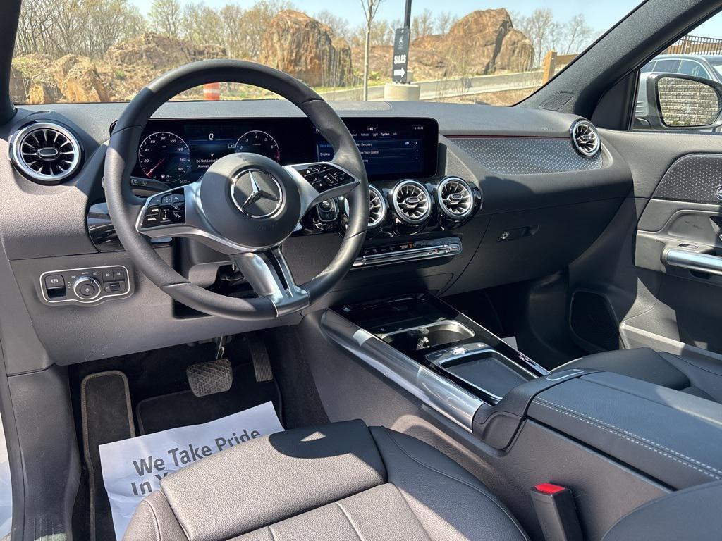 used 2025 Mercedes-Benz GLA 250 car, priced at $37,999