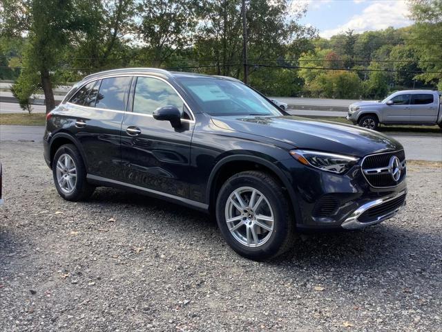 new 2025 Mercedes-Benz GLC 300 car, priced at $57,875