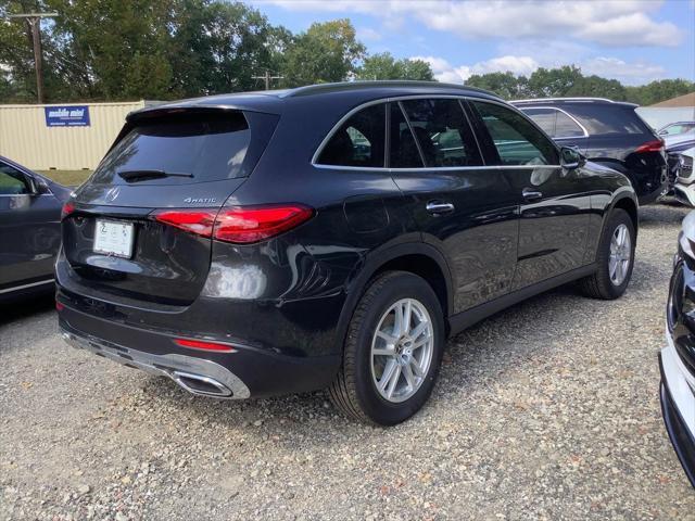 new 2025 Mercedes-Benz GLC 300 car, priced at $57,875