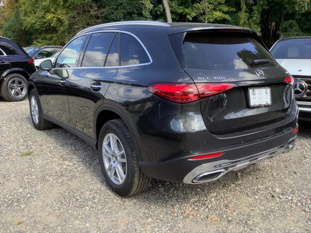 new 2025 Mercedes-Benz GLC 300 car, priced at $57,875