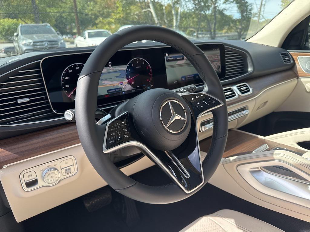 new 2026 Mercedes-Benz GLE 450 car, priced at $77,665