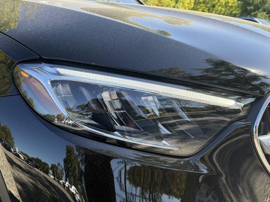 new 2026 Mercedes-Benz GLC 300 car, priced at $54,770