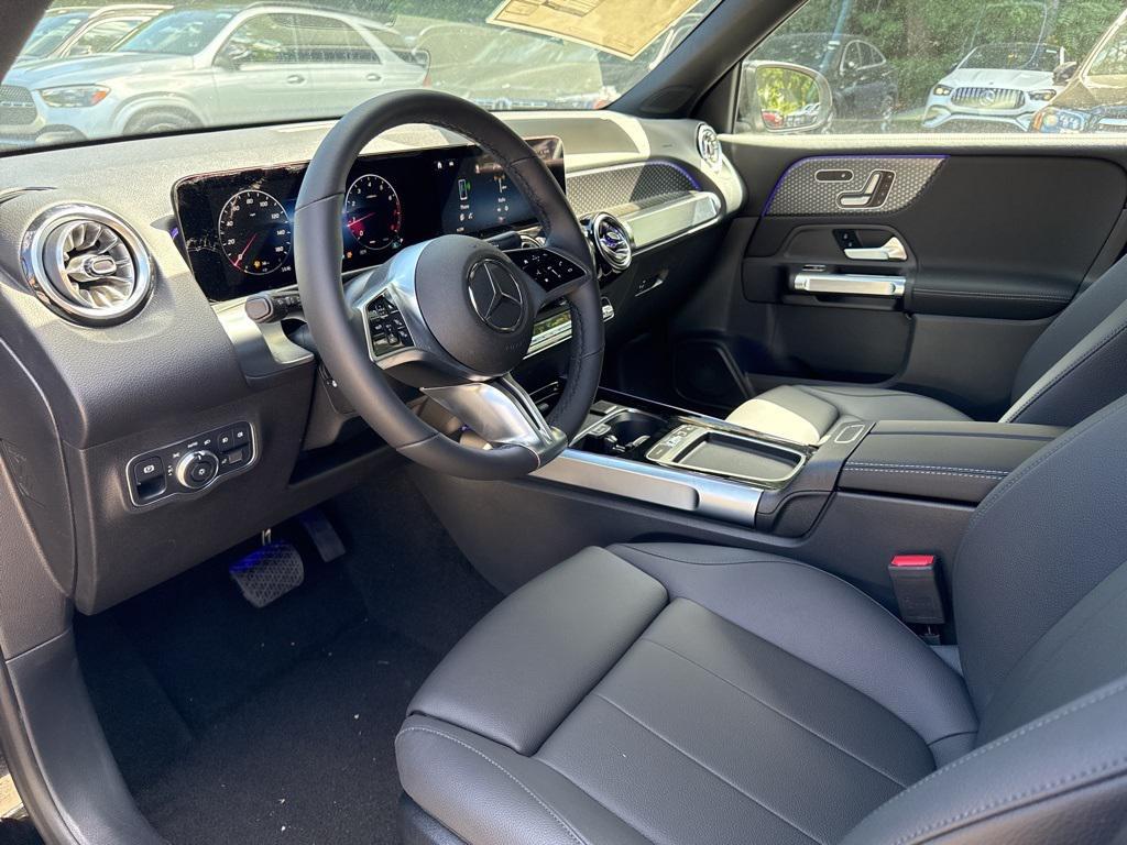 new 2025 Mercedes-Benz GLB 250 car, priced at $49,595