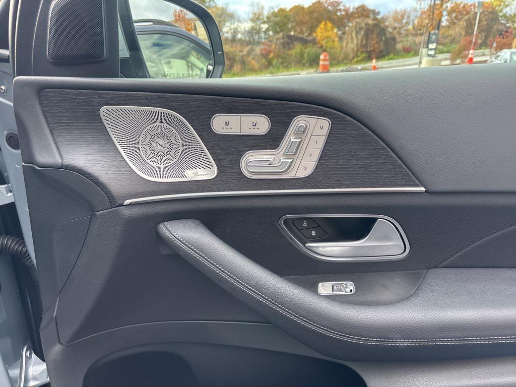 used 2025 Mercedes-Benz GLS 450 car, priced at $88,035