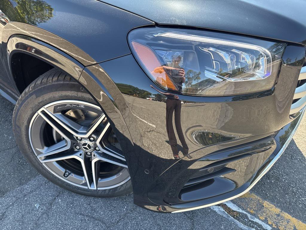 new 2026 Mercedes-Benz GLS 450 car, priced at $96,400