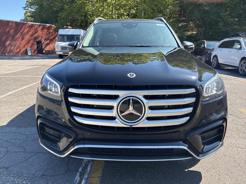 new 2026 Mercedes-Benz GLS 450 car, priced at $96,400