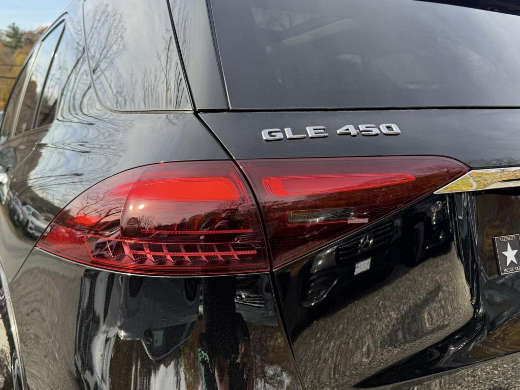 new 2026 Mercedes-Benz GLE 450 car, priced at $77,905