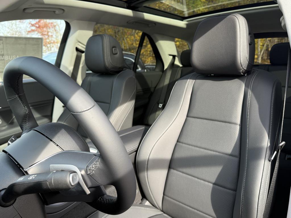 new 2026 Mercedes-Benz GLE 450 car, priced at $77,905