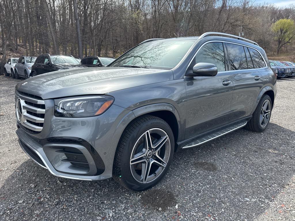 new 2025 Mercedes-Benz GLS 450 car, priced at $96,345