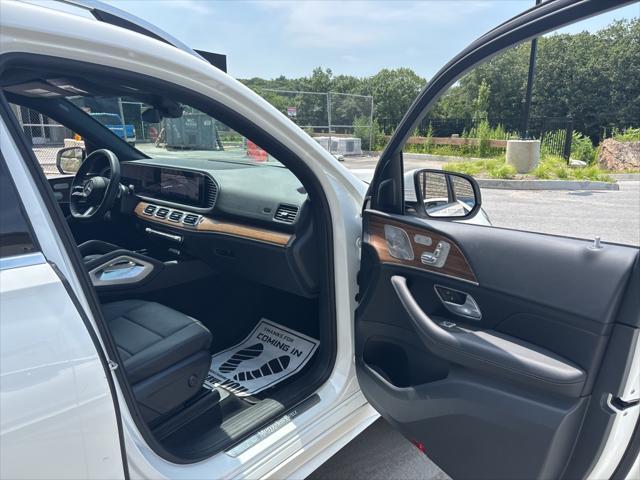 used 2025 Mercedes-Benz GLS 450 car, priced at $83,999