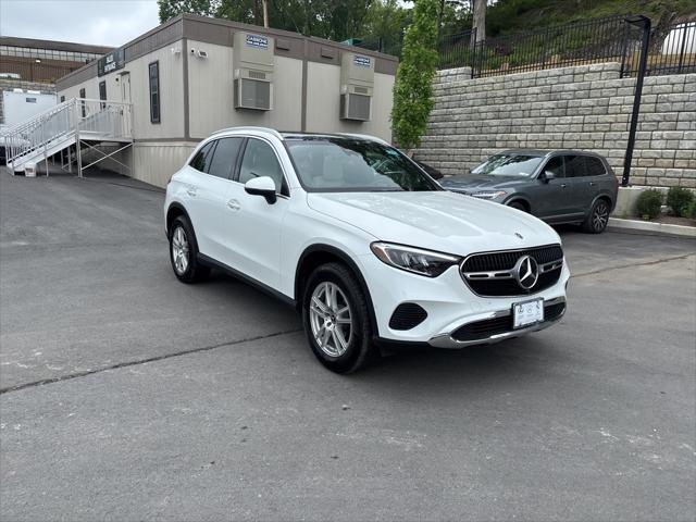 used 2025 Mercedes-Benz GLC 300 car