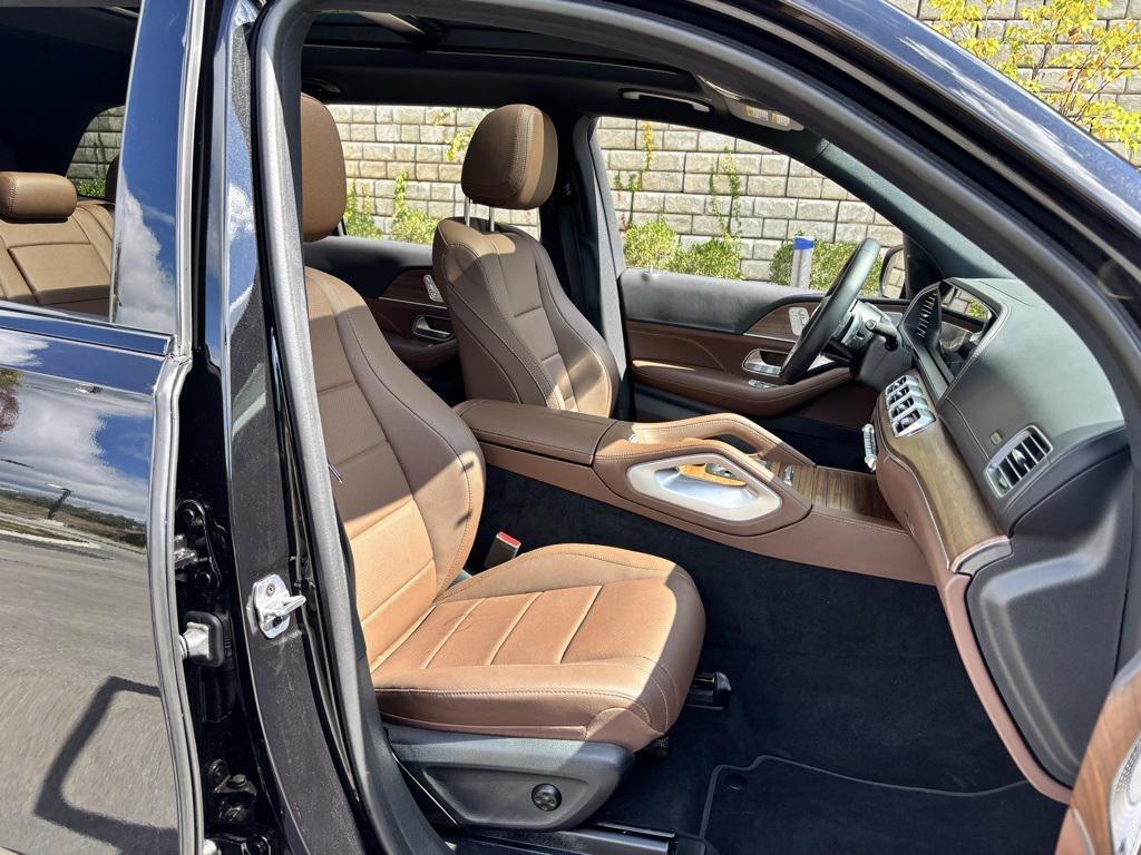 used 2025 Mercedes-Benz GLS 450 car, priced at $85,999
