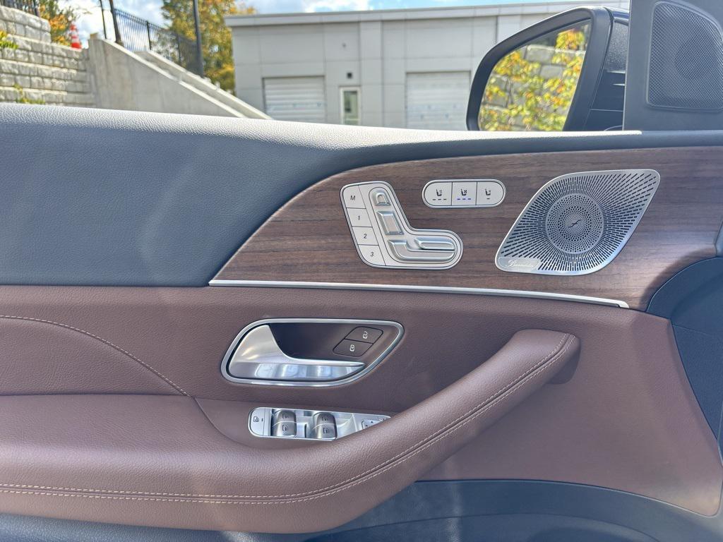 used 2025 Mercedes-Benz GLS 450 car, priced at $85,999