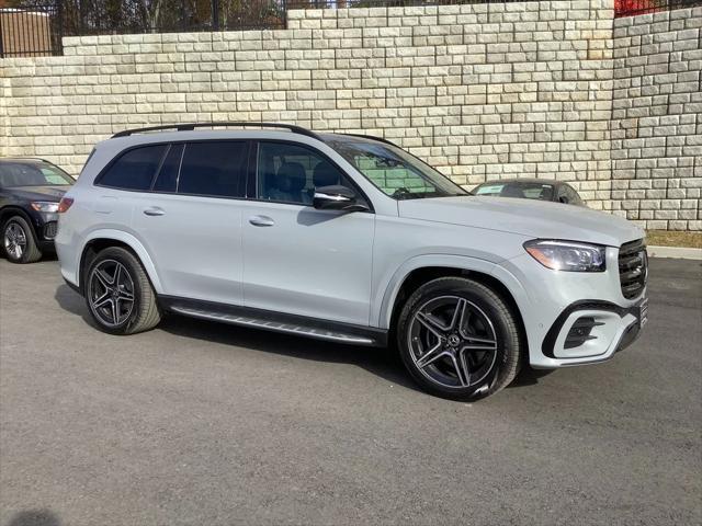 new 2025 Mercedes-Benz GLS 450 car, priced at $99,055