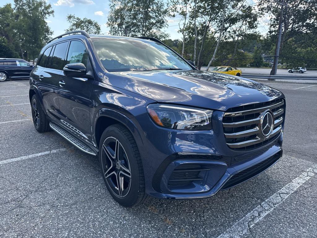 new 2026 Mercedes-Benz GLS 450 car, priced at $97,765