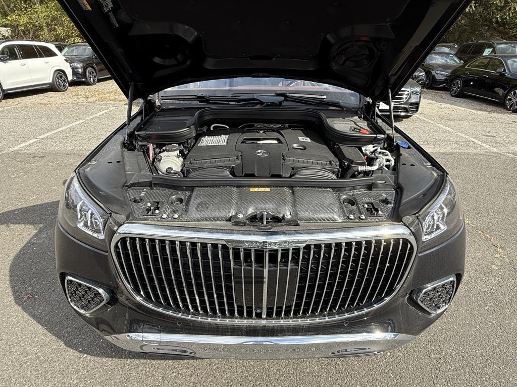new 2025 Mercedes-Benz Maybach GLS 600 car, priced at $188,150