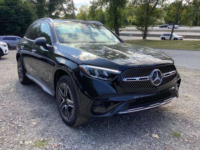 new 2025 Mercedes-Benz GLC 300 car, priced at $62,285