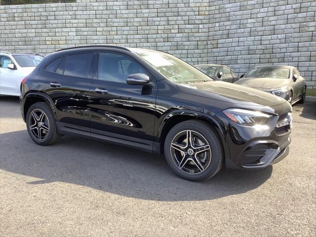 new 2025 Mercedes-Benz GLA 250 car, priced at $51,965