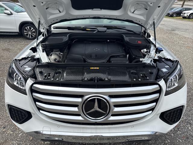 new 2025 Mercedes-Benz GLS 450 car, priced at $90,980