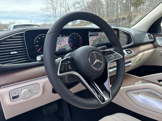 new 2025 Mercedes-Benz GLS 450 car, priced at $90,980