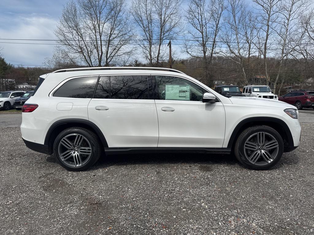 new 2025 Mercedes-Benz GLS 450 car, priced at $90,980