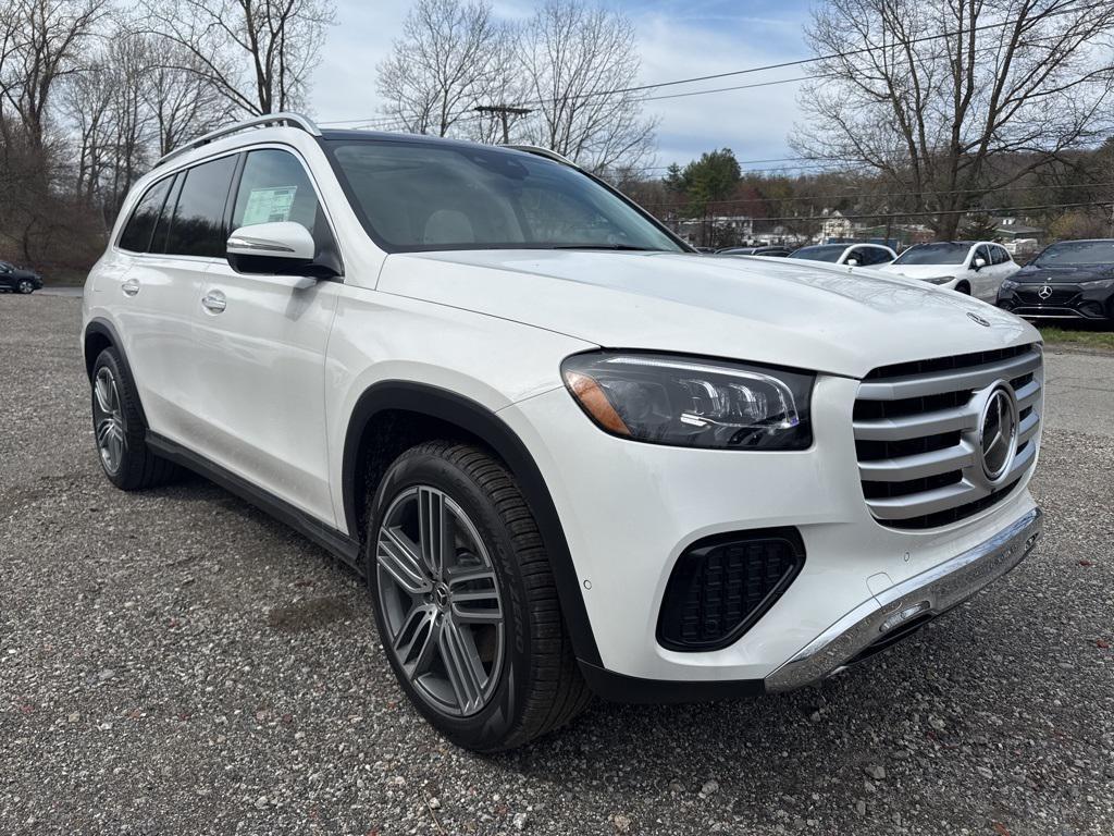 new 2025 Mercedes-Benz GLS 450 car, priced at $90,980