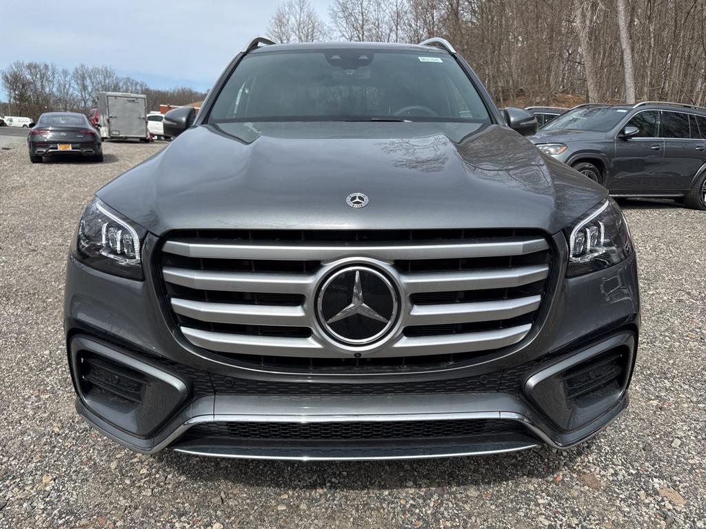 new 2025 Mercedes-Benz GLS 450 car, priced at $95,685