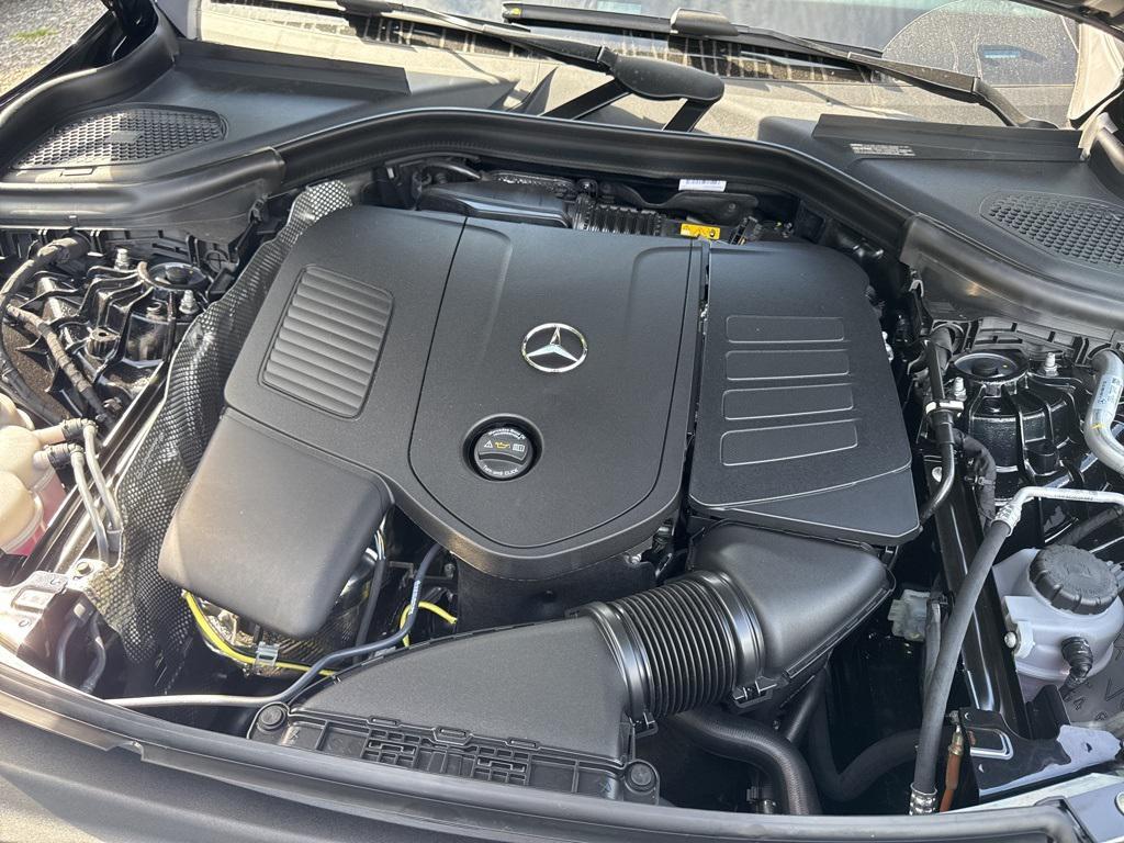 new 2026 Mercedes-Benz GLC 300 car, priced at $60,290